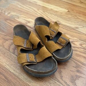 Soft Footbed Birkenstock Arizona Sandals in Mink